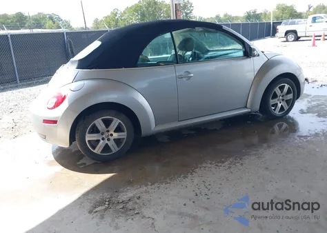 2006 Volkswagen New Beetle 2.5 z USA, uszkodzony, nr VIN 3VWPF31Y86M307888